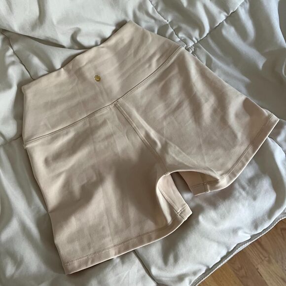 NWT Light Peach/Cream Spiritual Gangster Biker Yoga Shorts Size XS - Picture 2 of 8